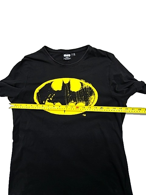 DC Comics Men's Batman Black T-Shirt Size M Distressed Logo