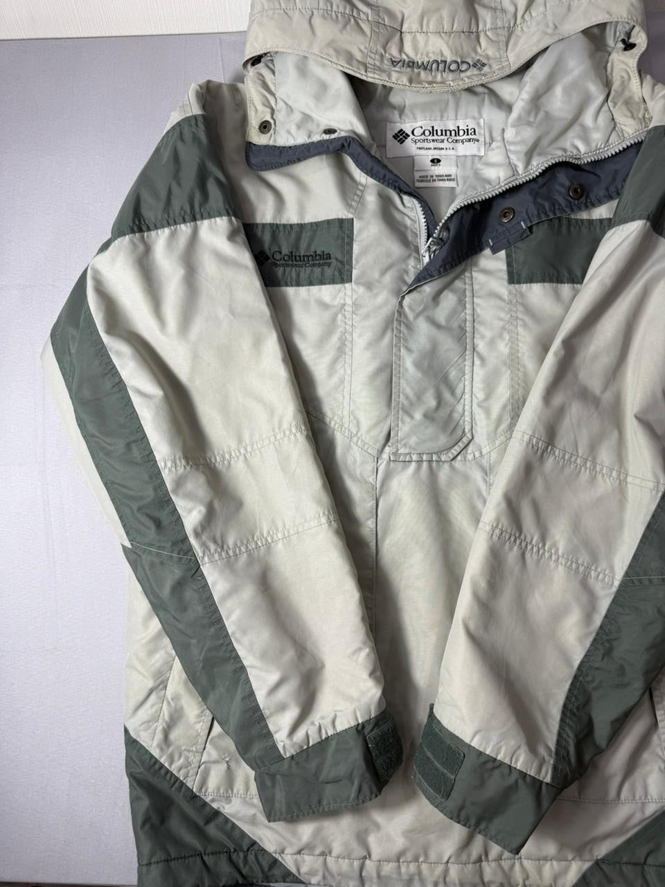 Columbia Men's Small Hooded Winter Jacket Off-White Grey Outdoor Coat