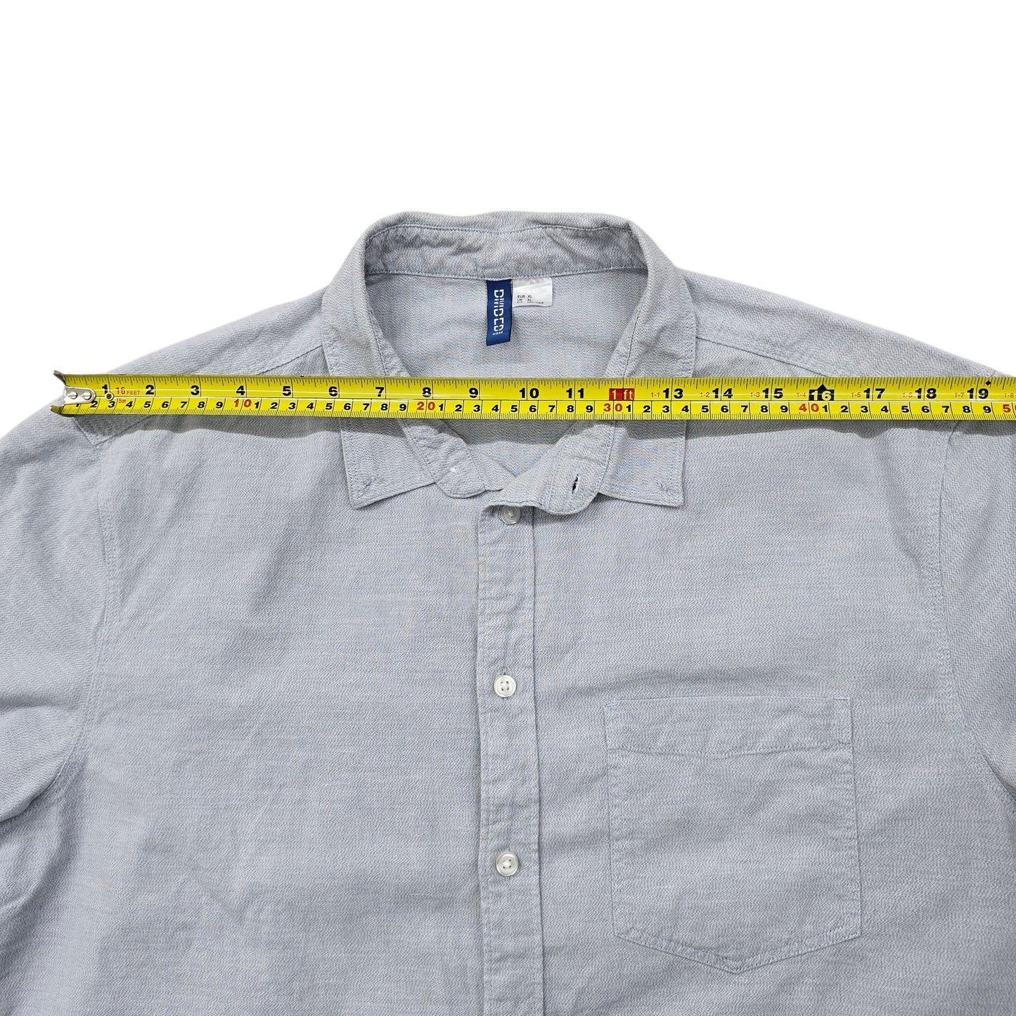 H&M Men's Light Blue XL Chambray Button-Up Short Sleeve Shirt