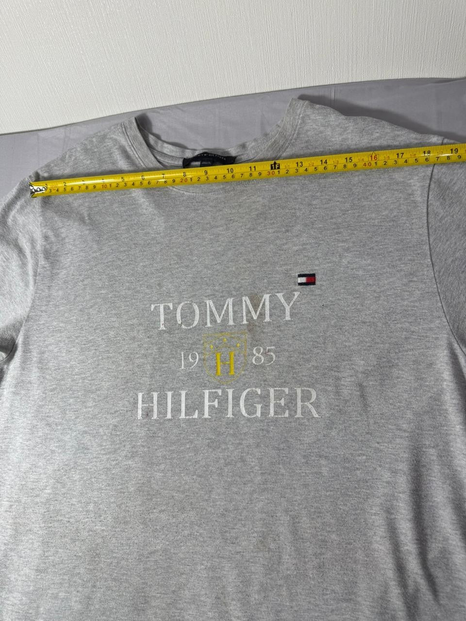 Tommy Hilfiger Men's Gray Graphic Logo T-Shirt Short Sleeve Size XL