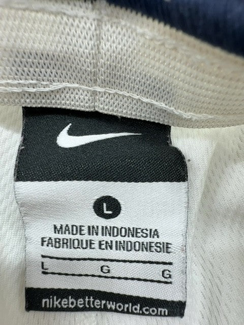 Nike Boys White Athletic Shorts Elastic Waist Size L Relaxed Pockets
