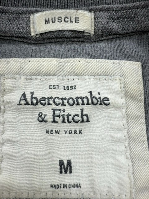 Abercrombie & Fitch Men Gray T-Shirt size M product image 3