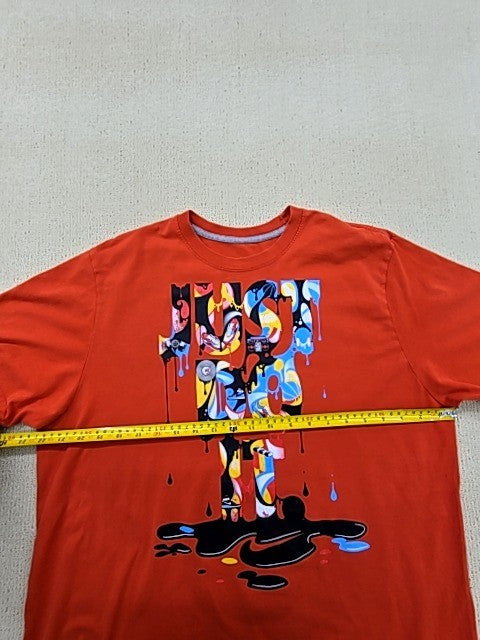 Nike Men's Orange Paint Splatter AOP Short Sleeve T-Shirt M