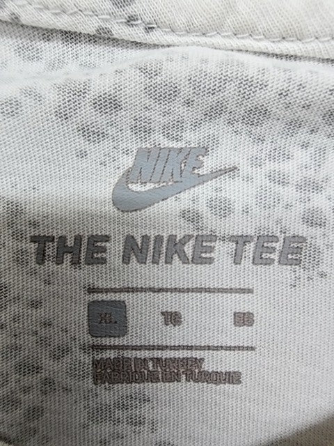 Nike Men's White Camo The Nike Tee T-Shirt XL Short Sleeve Cotton