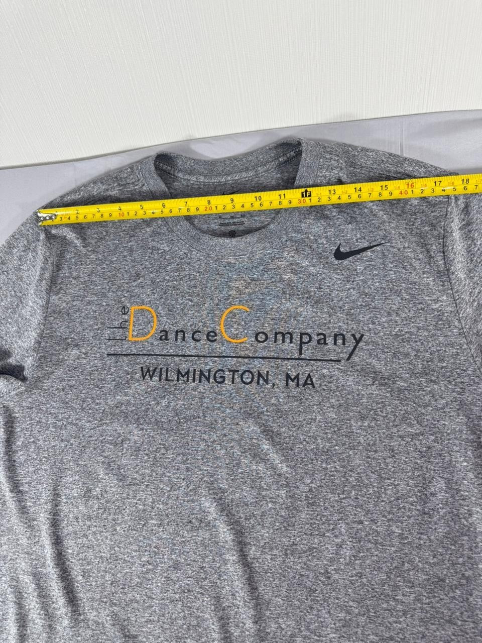 Nike Dri-FIT The Nike Tee Men's XL Gray Dance Company Wilmington MA T-Shirt