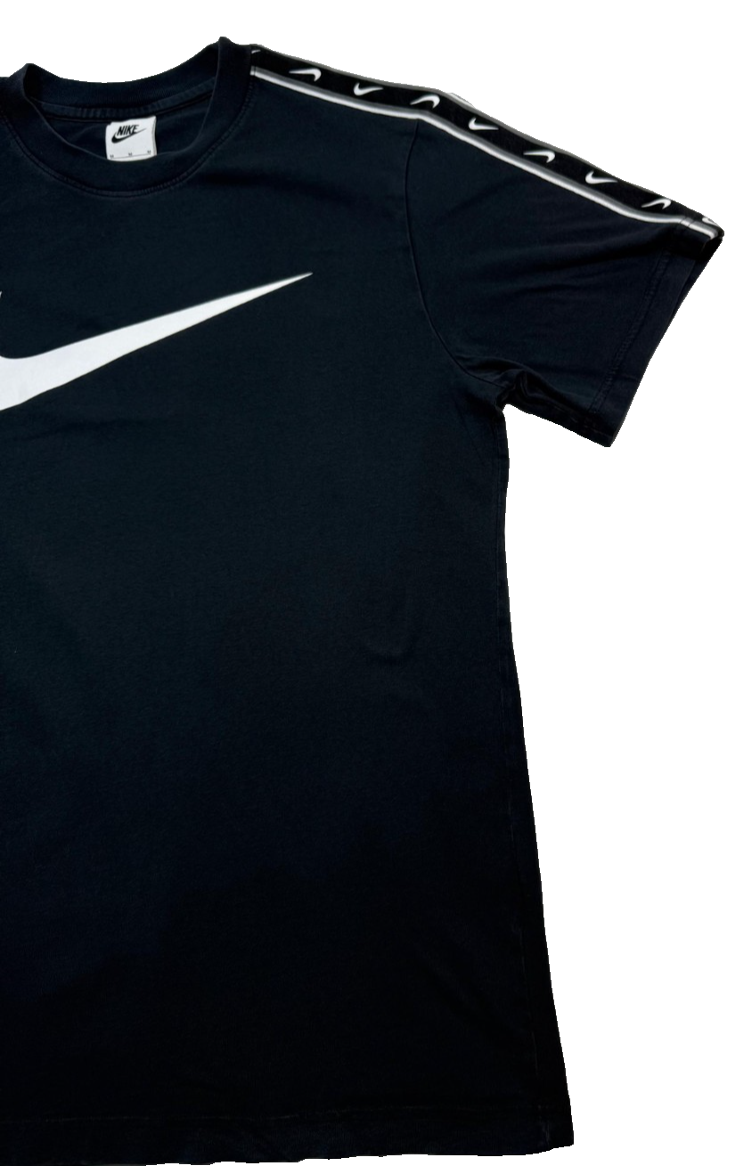 Nike Sportswear Repeat Short Sleeve T-Shirt In Black - Size M