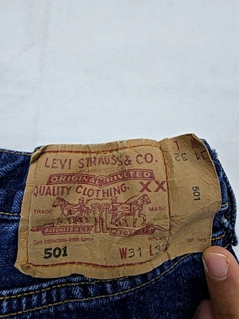Levi's 501 Straight Fit 31x32 Medium Blue Jeans