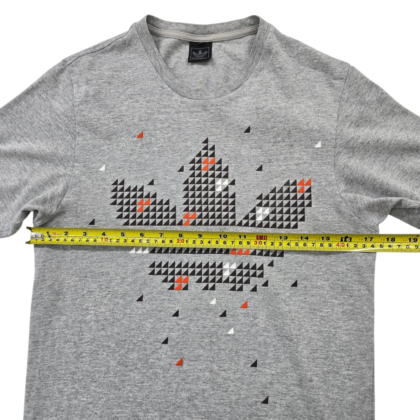 Adidas Men's Gray Cityscape Geometric Graphic T-Shirt Size S
