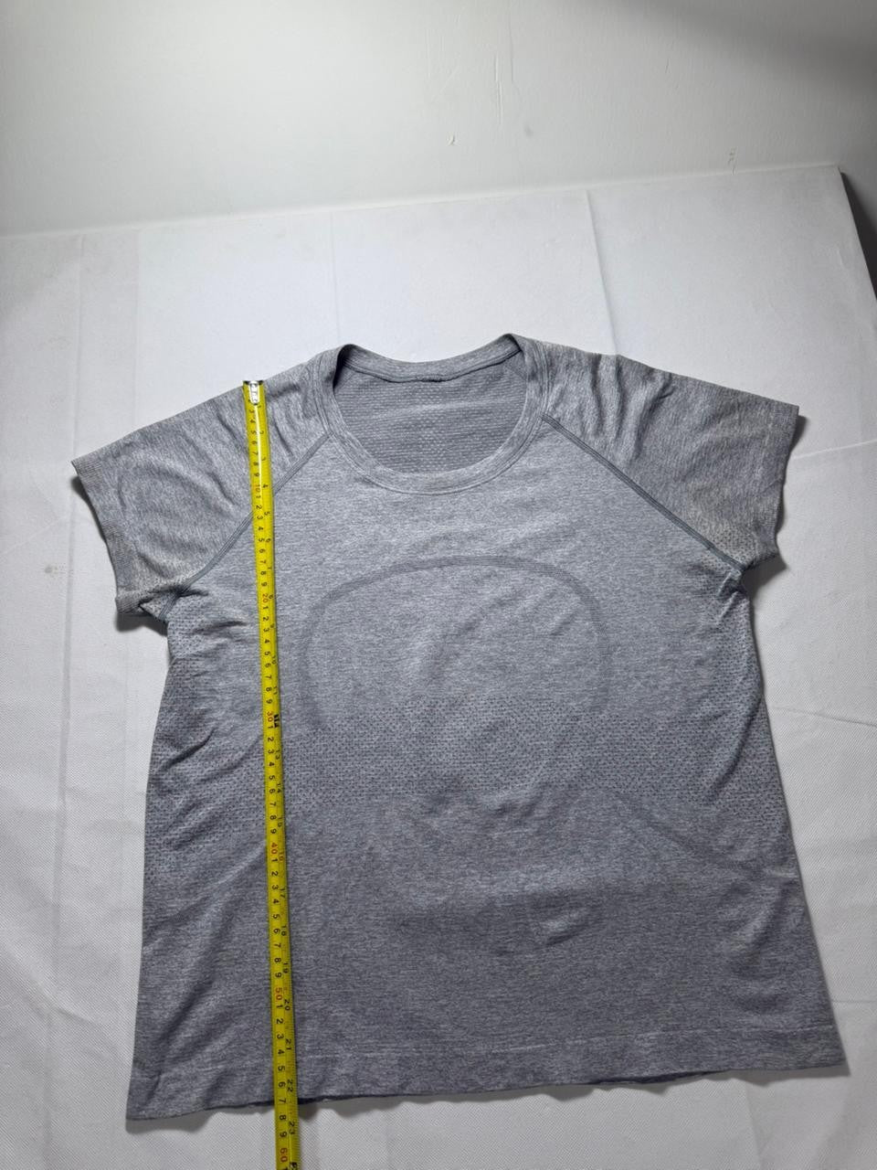 Lululemon Women Gray Swiftly Short Sleeve Crew Seamless Shirt T-Shirt |M