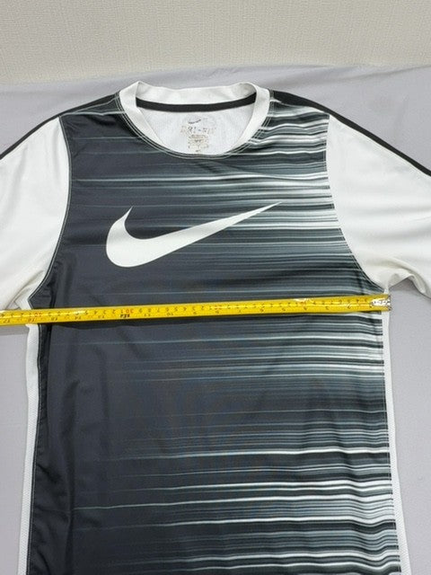 Nike Men's Black White Striped Soccer Jersey Short Sleeve Slim Fit Dri-FIT