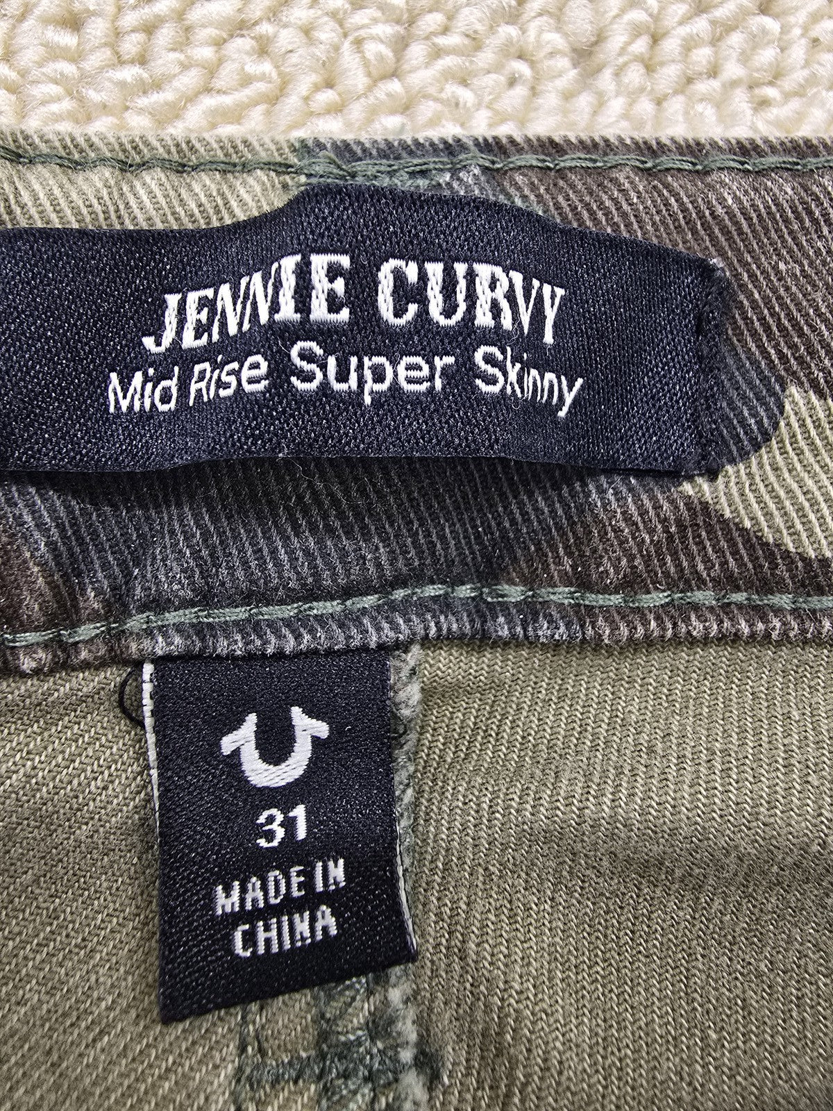 True Religion Jennie Curvy Camo Super Skinny Sz 31 NWT