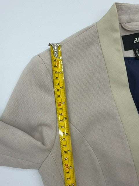H&M Women Beige Blazer size 4 product image 6