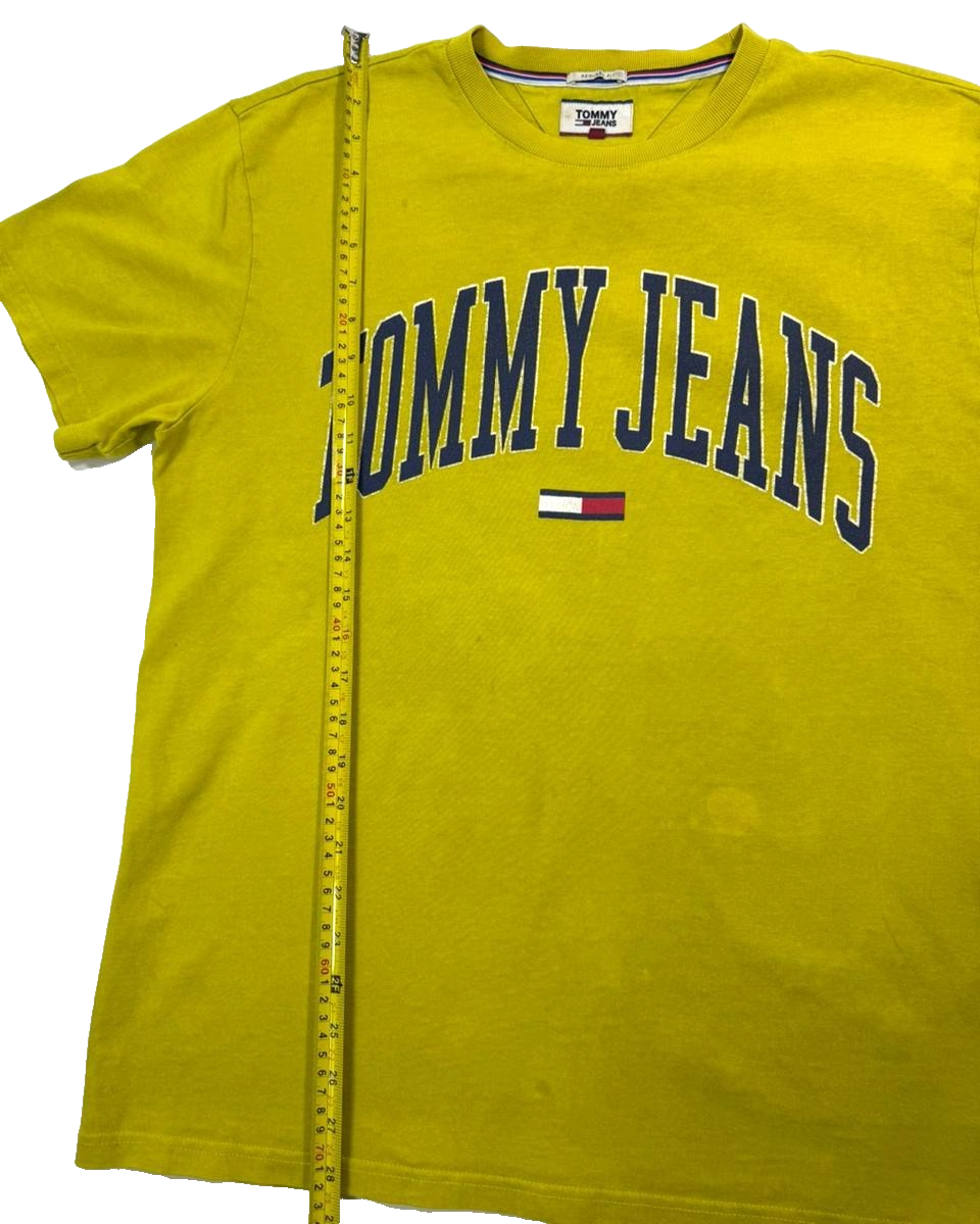 Tommy Hilfiger Tommy Jeans Big Logo Streetwear Yellow Tee - Size XL