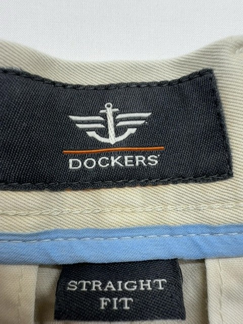 Dockers Men's Light Khaki Straight Chino Pants Size 30x32