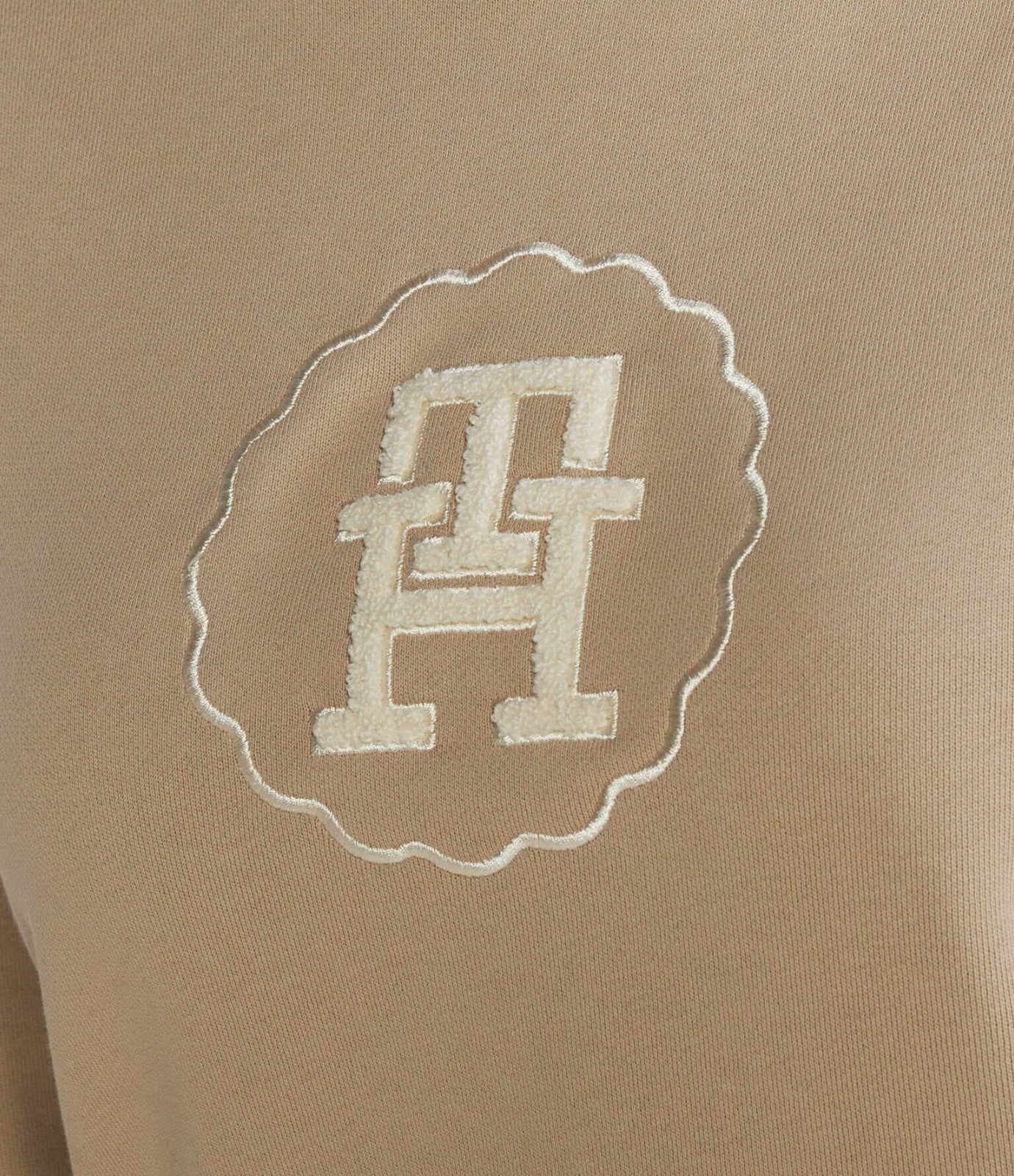 Tommy Hilfiger Beige Crewneck Sweatshirt S Th Logo Embroidered