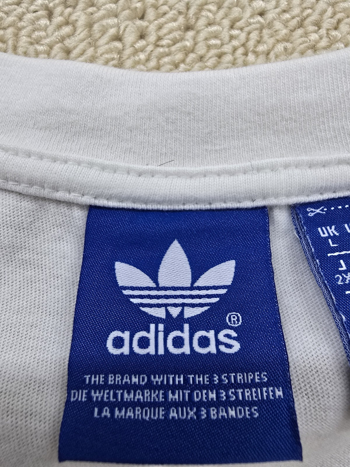 Adidas Originals White Graphic Print Short Sleeve Crew Neck T-Shirt L