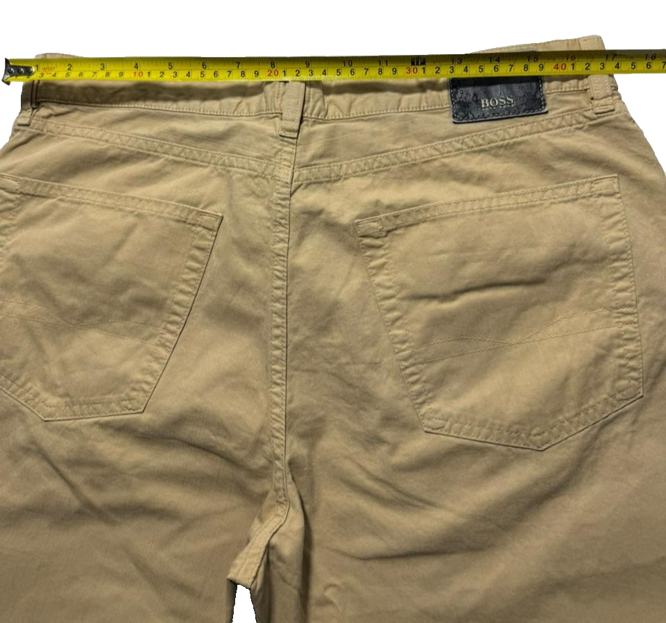 Hugo Boss Arkansas 1 Regular Fit Cotton Chino Jeans In A Beige - Size 36
