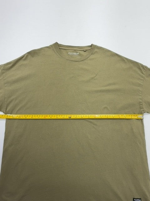 Pull&Bear Mens Olive Logo T-Shirt Size M Regular Fit Tagless Crew Neck