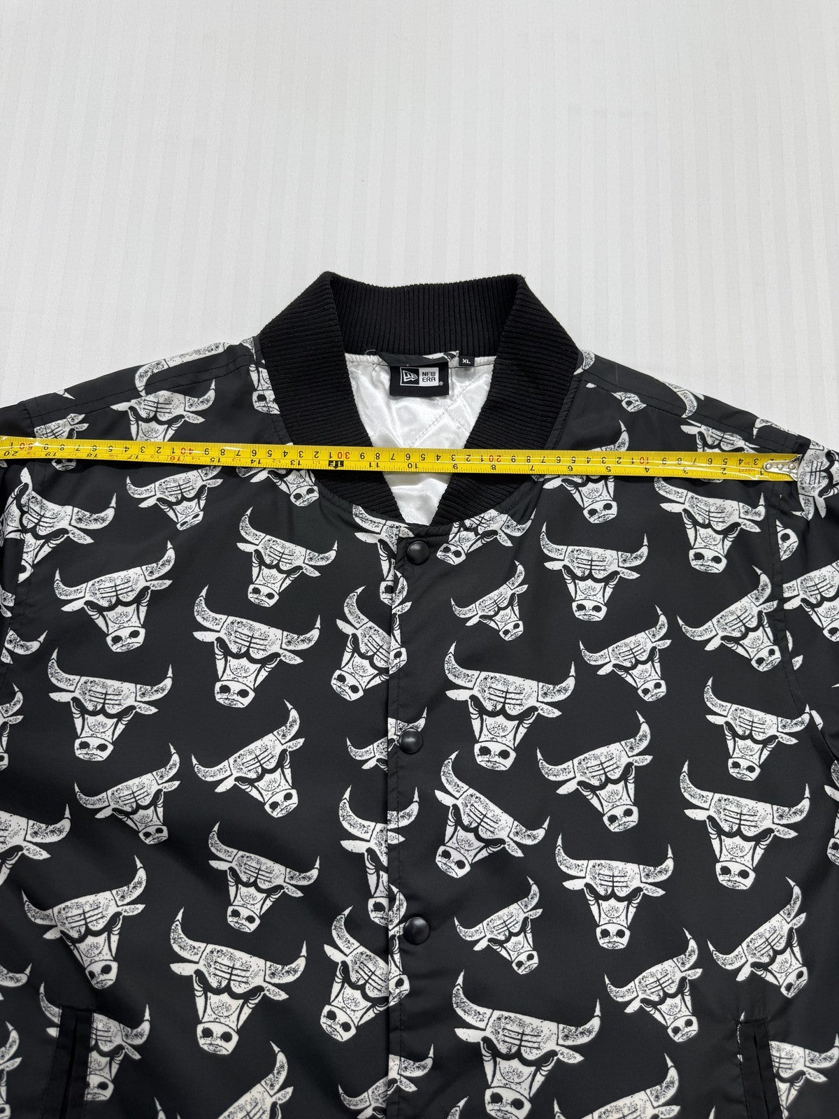 New Era Men Black Jacket product image 7