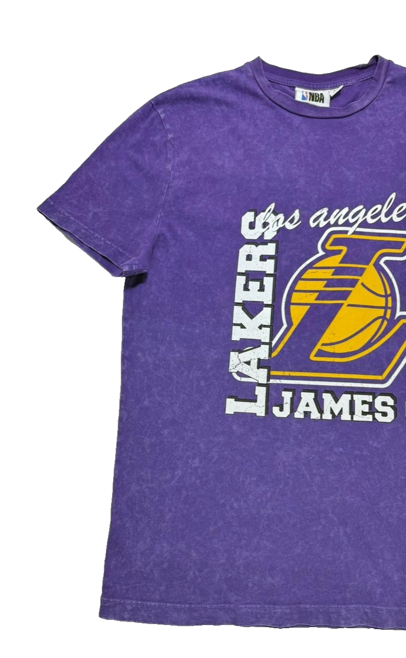 Los Angeles Lakers T- Shirt Men's | Size: M |Purple | Lebron James Short Sleeve