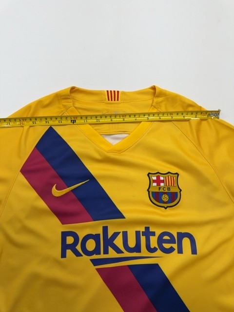 NIKE Boys Yellow Dri-FIT V-Neck Jersey Size XL Breathable Moisture Wicking