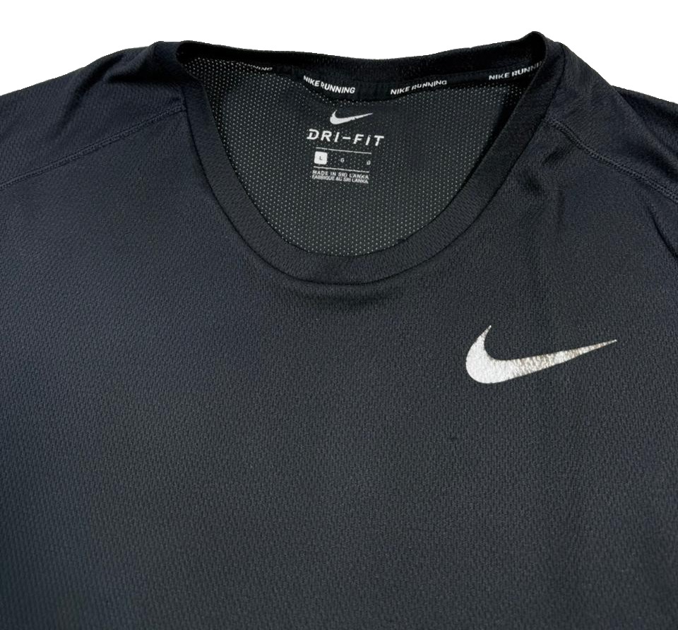 Black Nike Dri-FIT Miler Men's Short-Sleeve Running Top - Size L