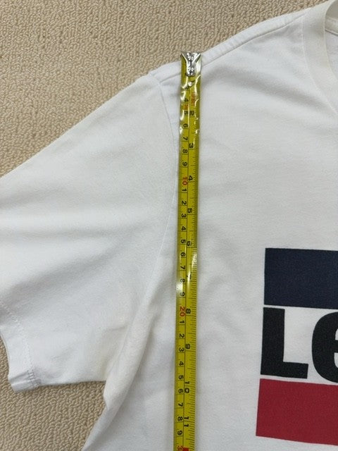 Levi's Men's White Relaxed Fit Crewneck T-Shirt - Recycled Cotton M