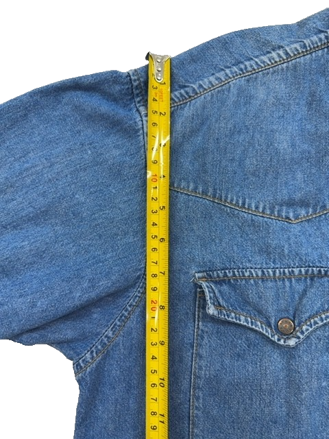 Levi's Men's Medium Wash Denim Western Shirt Size M Vintage