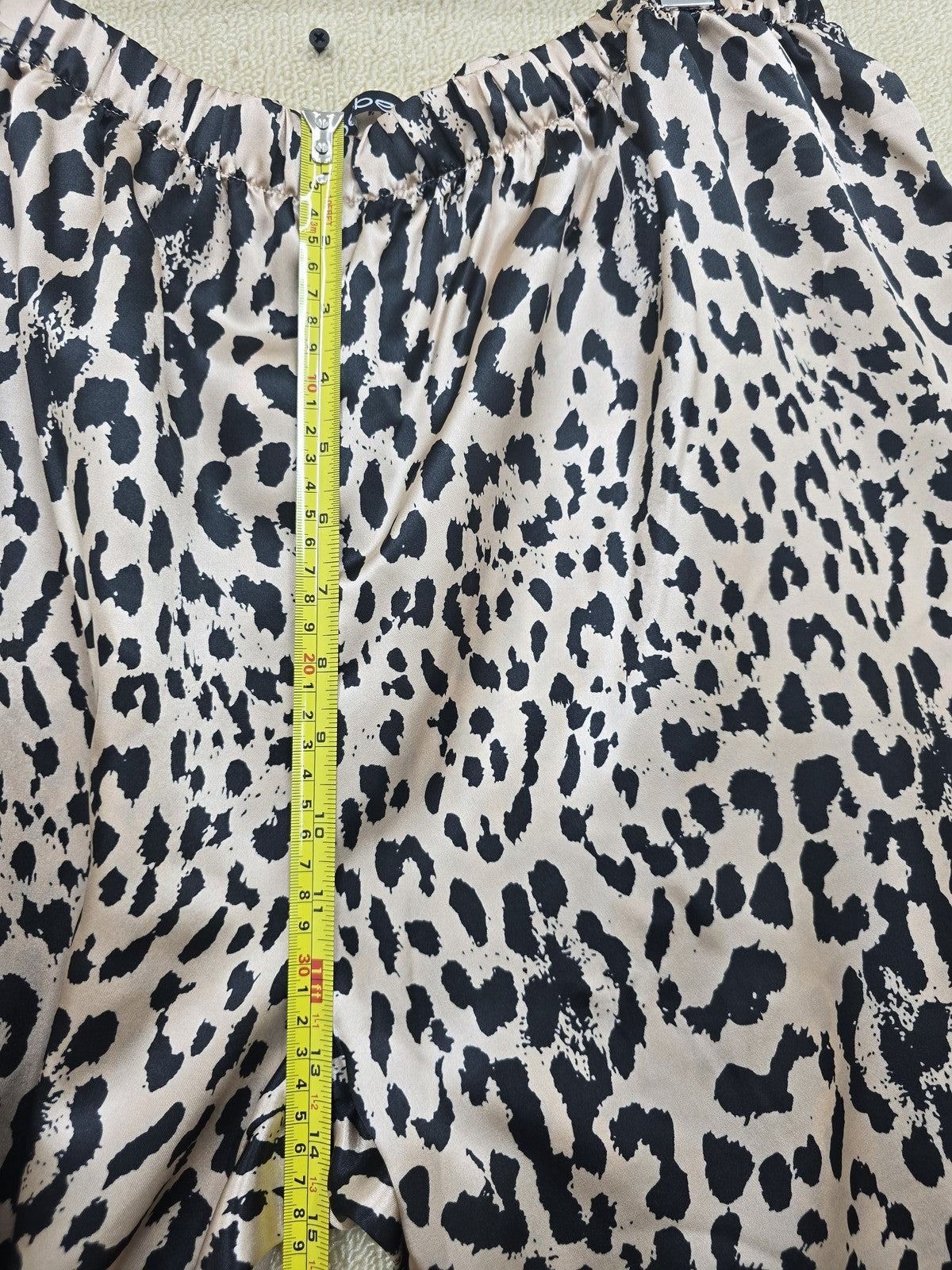 Bebe Leopard Animal Print Wide Leg Pants XL Tan Black Polyester