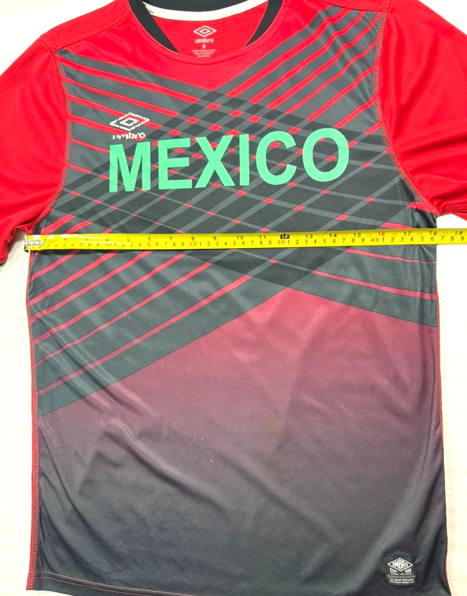 Umbro Mexico Football Soccer Jersey - Size S
