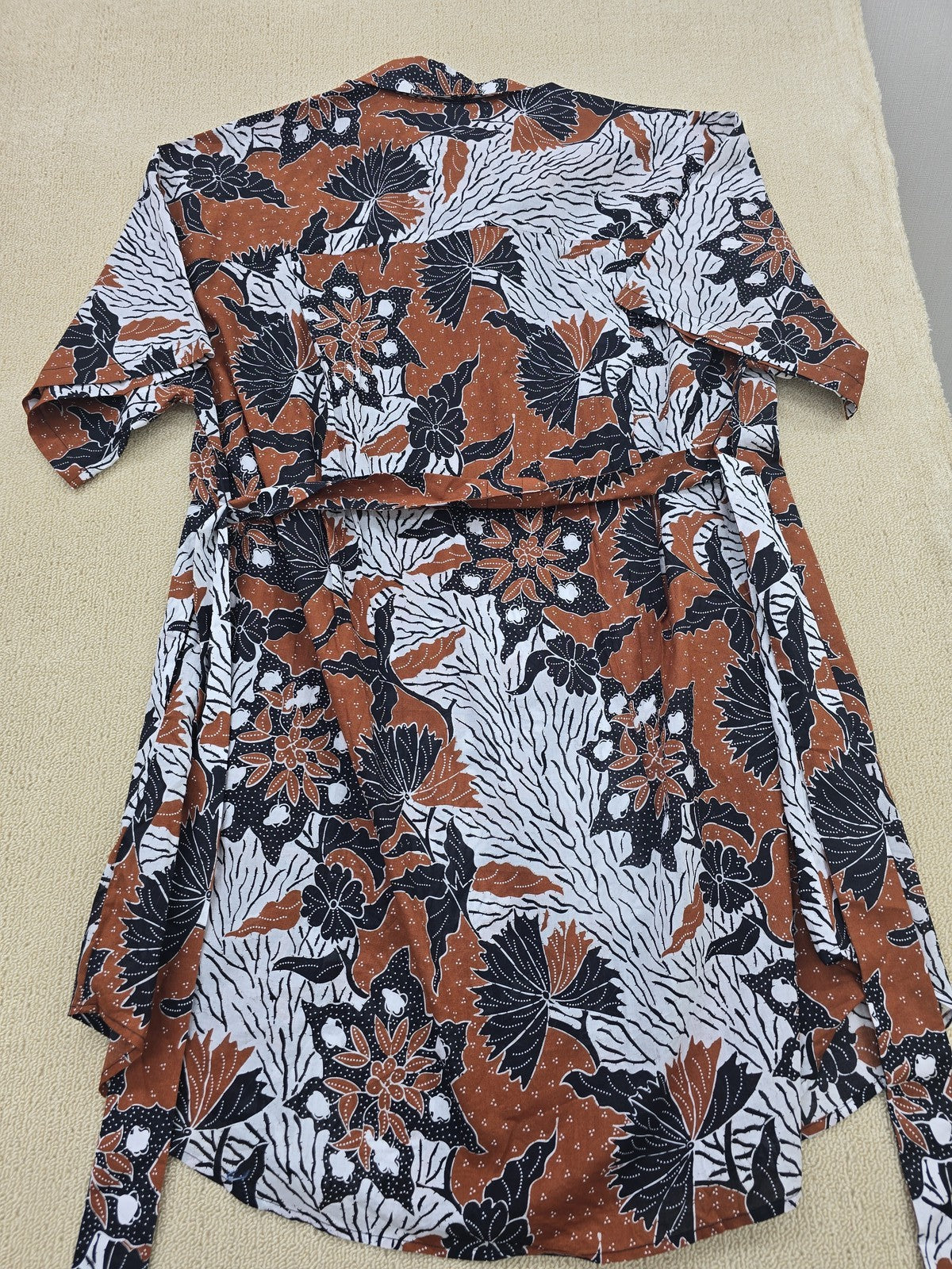 Maje Women's Brown Black Floral Collared Short Sleeve Shirt Size 38
