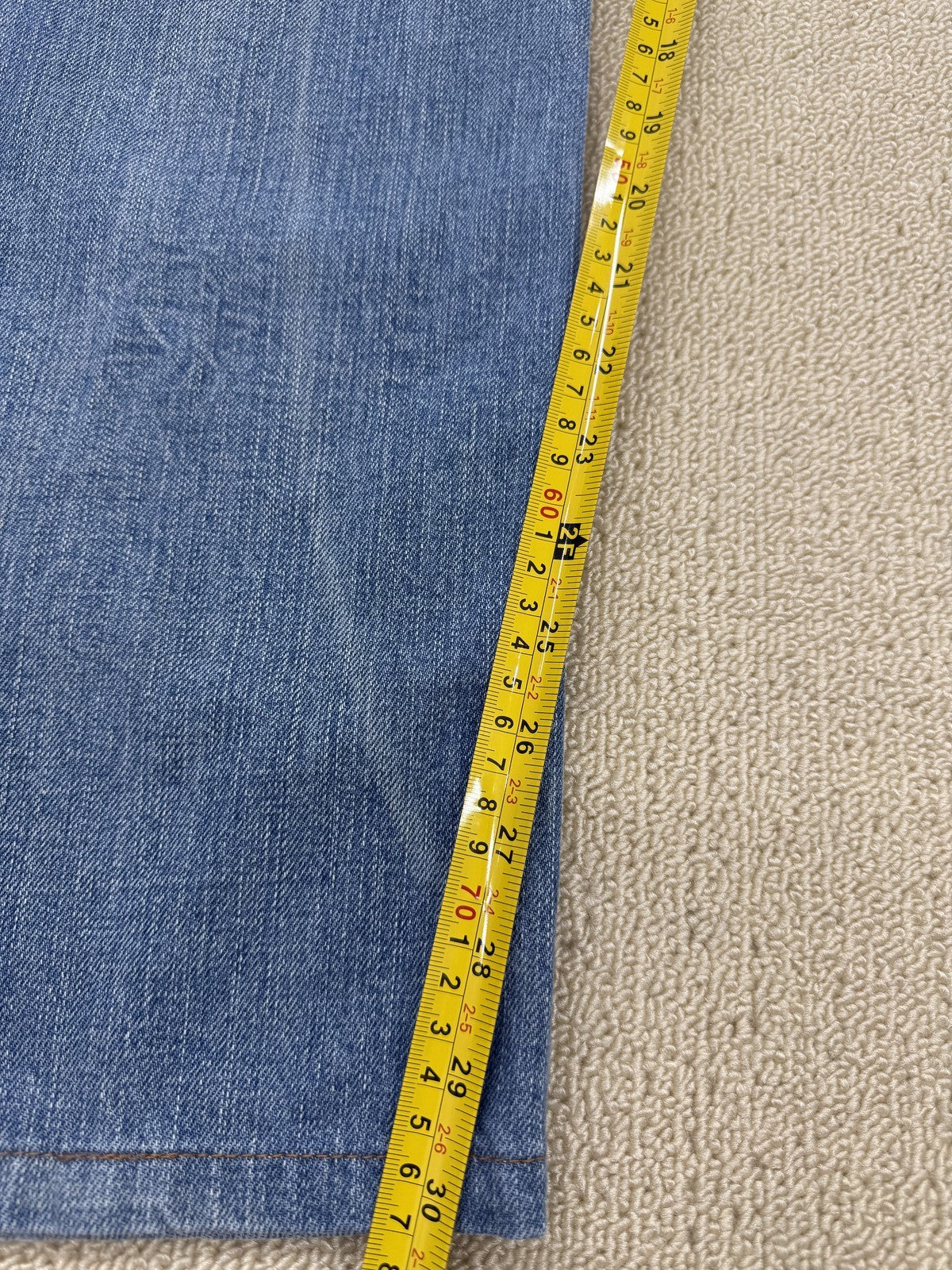 Levi's Men's Light Wash Relaxed Straight 585 Jeans 34x34 100% Cotton
