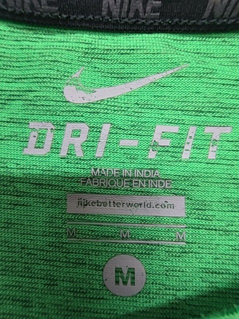 Nike Boys Green T-Shirt size M product image 4