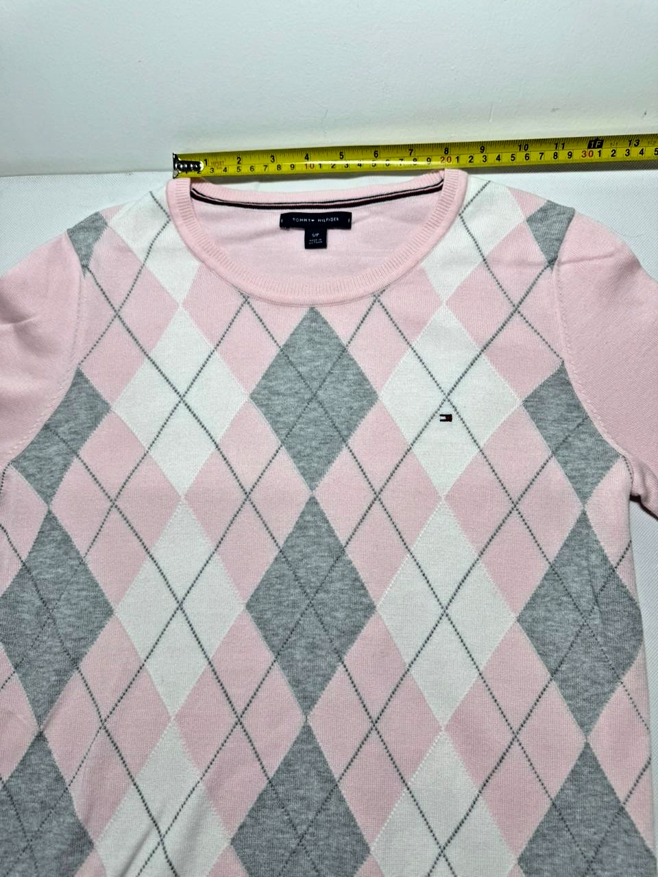 Tommy Hilfiger Women Argyle Long Sleeve Pullover Sweater.