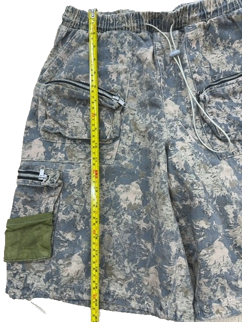 BoohooMAN Men Shorts size XS product image 6