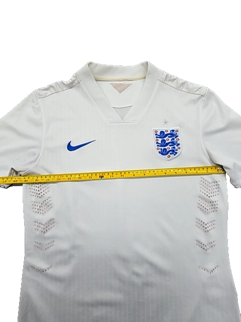 Nike Men's White Dri-FIT Soccer Jersey Size S Short Sleeve