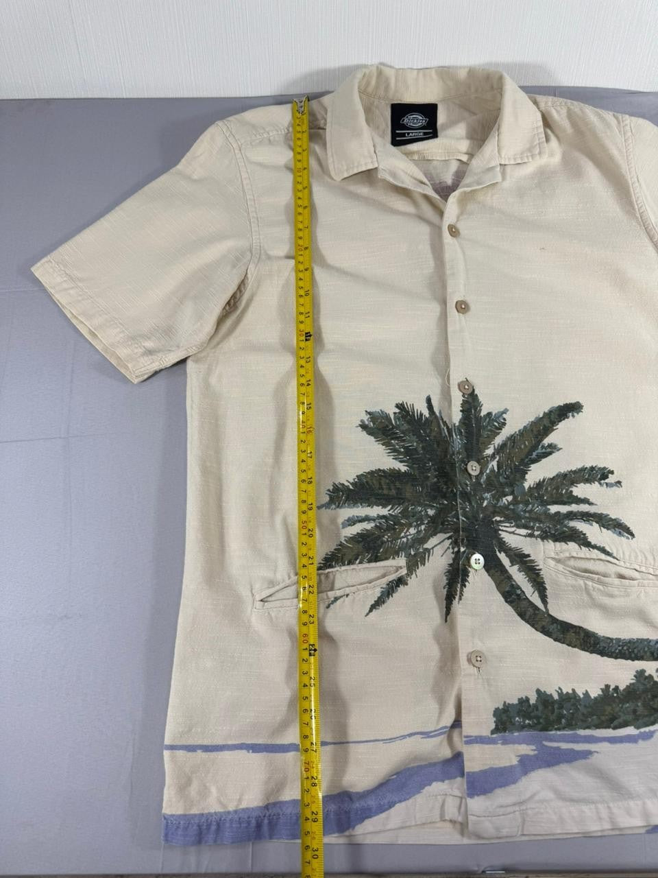 Dickies Men's Large Beige Tropical Palm Print Short Sleeve Button-Up Shirt 100%