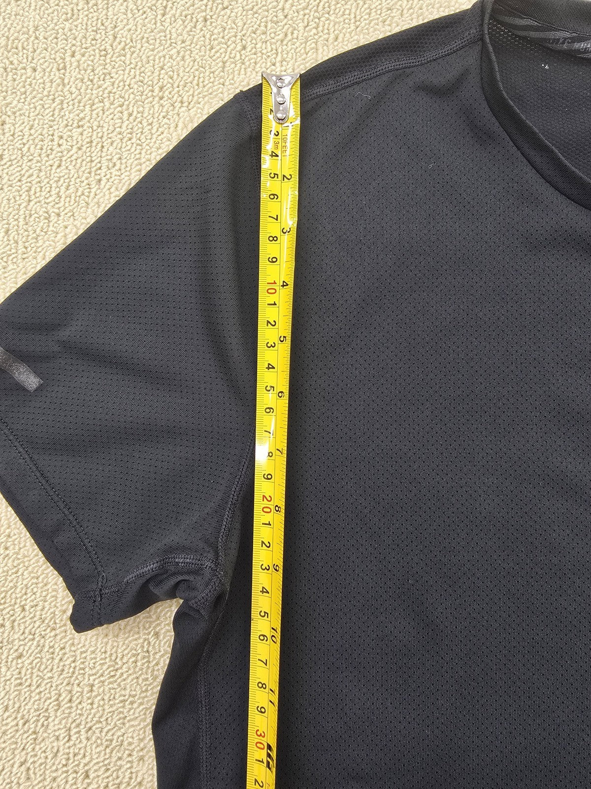 Women's Nike Dri-FIT Black Short Sleeve T-Shirt Size S Crew Neck