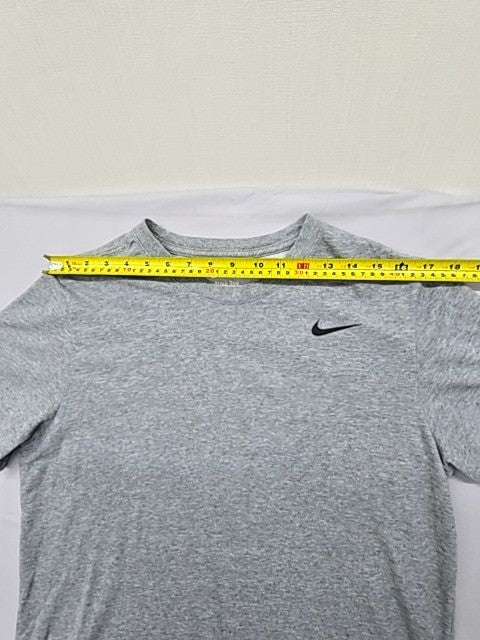Nike Men's Heather Grey Dri-FIT Tee T-Shirt Size M