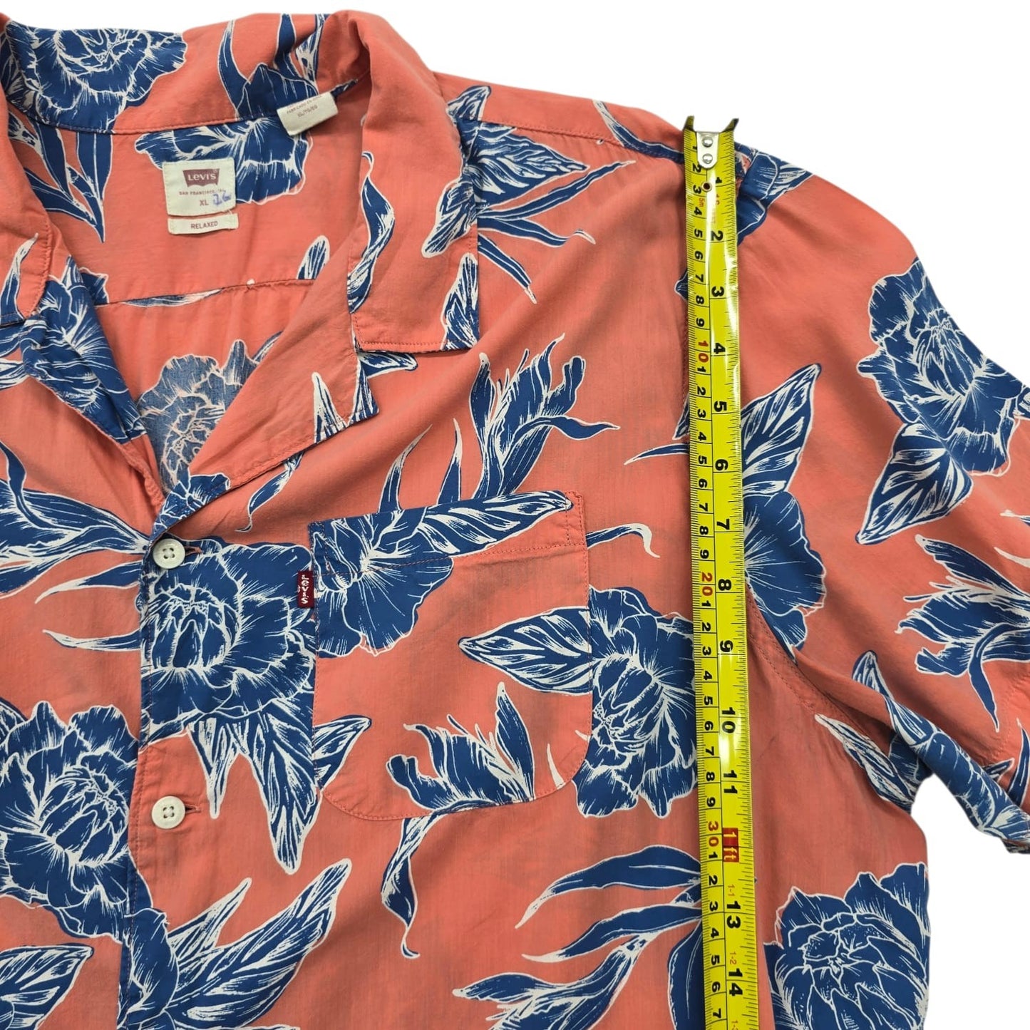 Levi's Men's Coral/Orange Navy Floral Camp Shirt XL