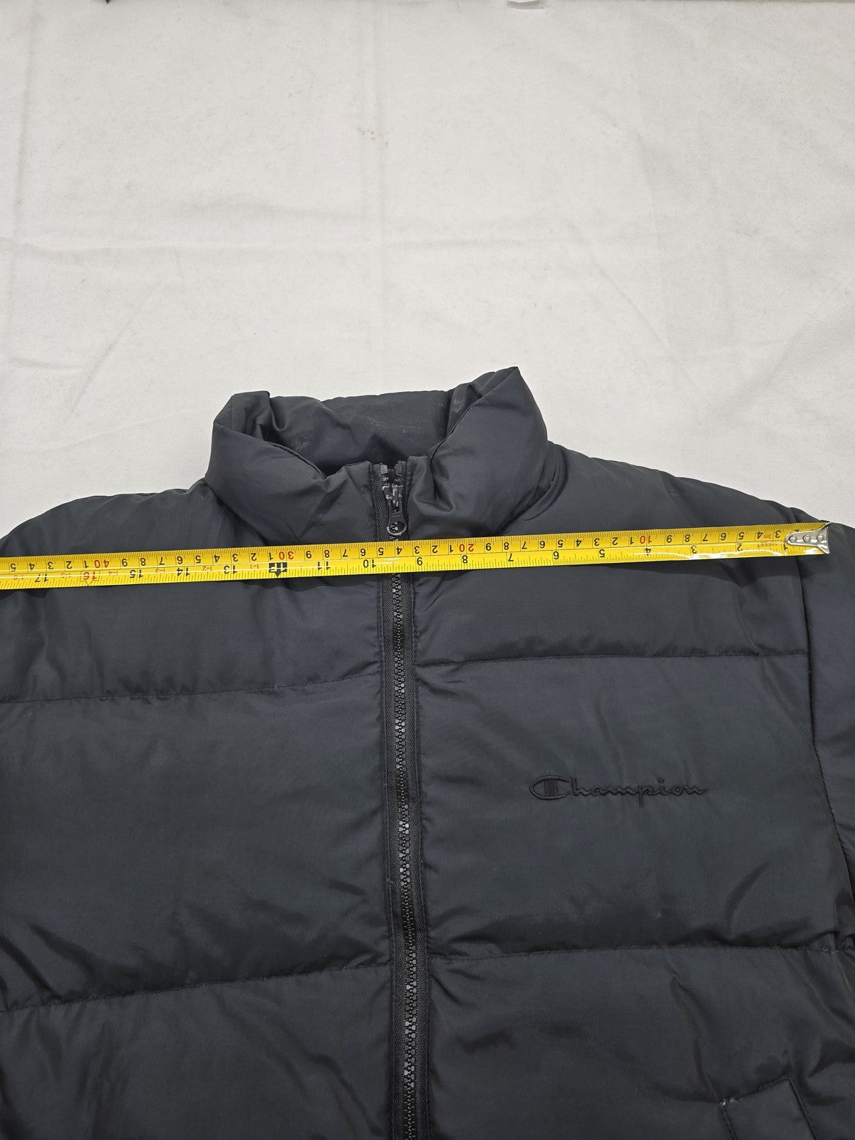 Champion Men's Black Lightweight Puffer Hooded Jacket S Regular