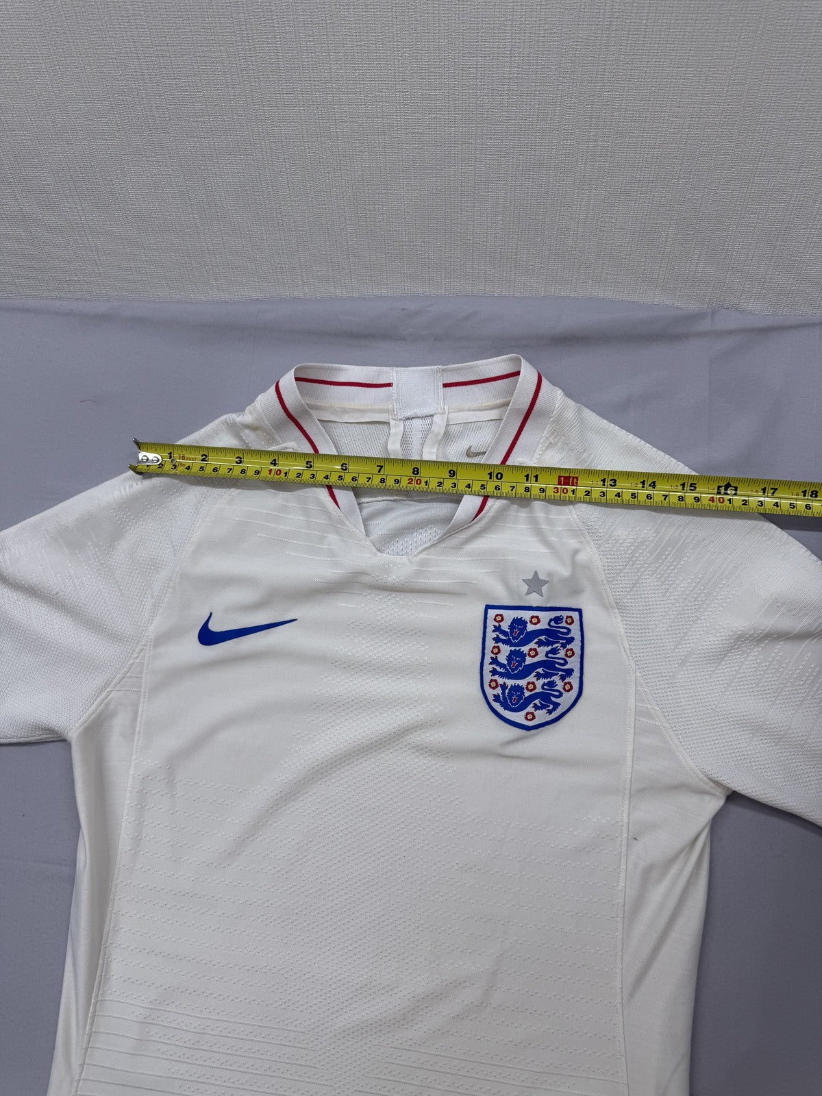 Nike England Soccer Jersey White S Dri-FIT Short Sleeve