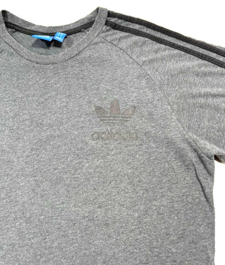 Adidas Originals California T-Shirt In Dark Grey Heather - Size L