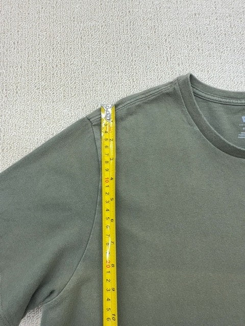Levi's Men's Green Cotton T-Shirt Size L Standard Fit Crewneck