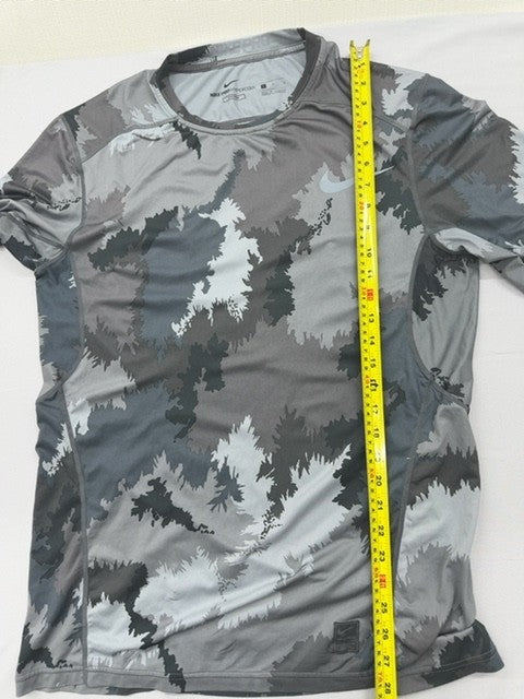 Nike Pro HyperCool Grey Camo Fitted L Men T-Shirt
