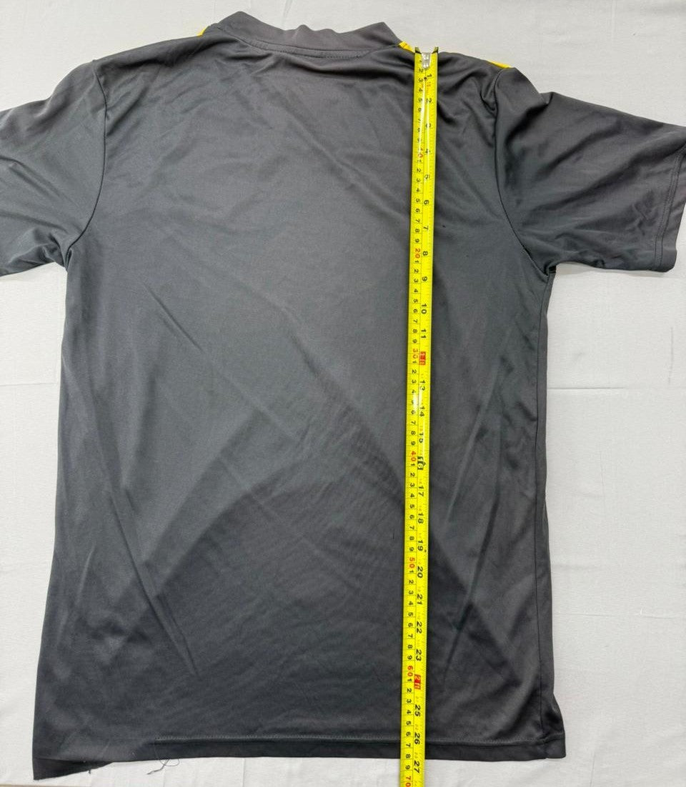 Nike Men's Black Color Block Athletic T-Shirt L Yellow Panels Swoosh
