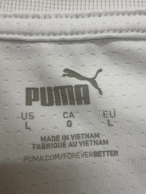 PUMA Boys White Soccer Graphic Tee Big Kids L Lightweight Crew Neck