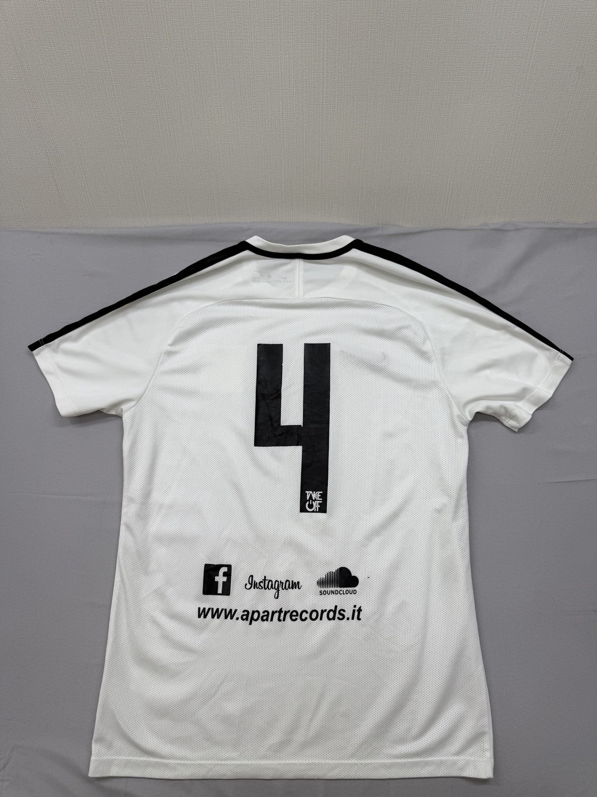 Nike Men's L White Dri-FIT Soccer Jersey Short Sleeve