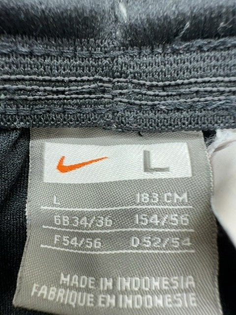 Nike Boys Black Shorts size L product image 3