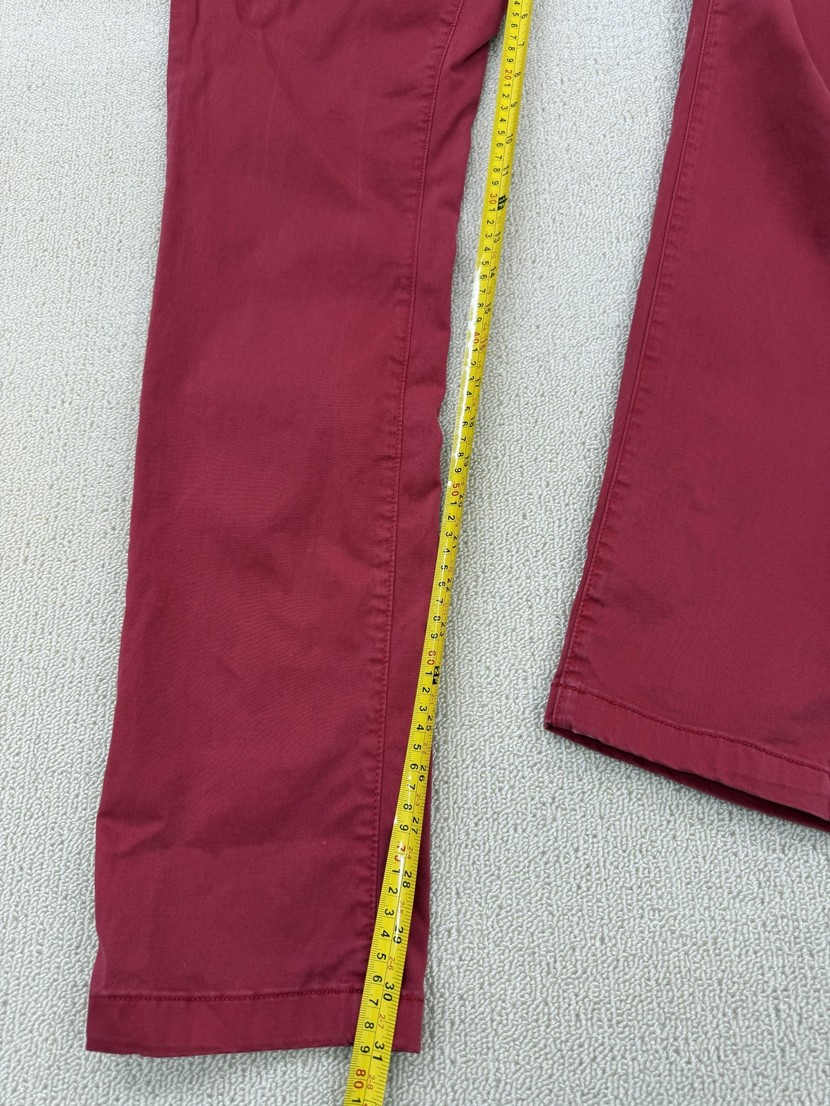Tommy Hilfiger Men's Medium Red Chino Pants 34x34 Straight Fit Twill